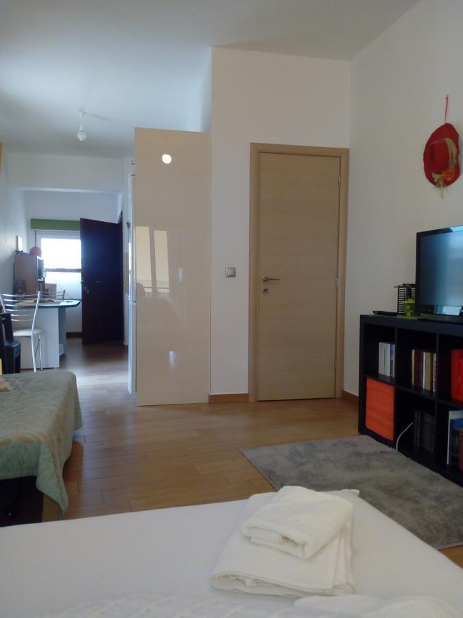 Odys Apartment Centrer Of Town Preveza Eksteriør billede